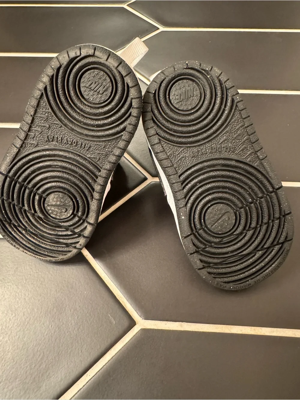Nike White and Black Velcro Toddler Sneakers